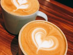 拿铁-VESH COFFEE(定西路店)