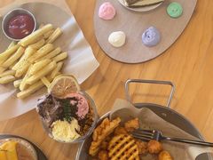 -J Create城市露营咖啡·简餐·宠物(上海动物园店)