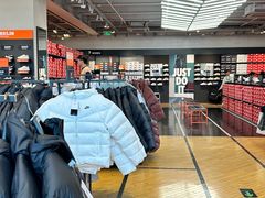 -比斯特上海购物村精品奥特莱斯