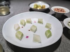 -虹潮荟·餐桌上的美食地理(太阳宫店)