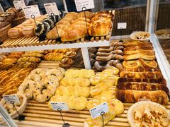 -焙丽拾光(麦凯乐直营店)