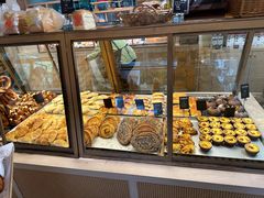 -Dough&Joe团憩(瑞虹天地月亮湾店)