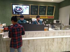 -周黑鸭(宁波鄞州区环球银泰城店)