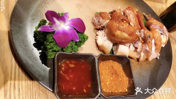 麦麦山云南菜(复地活力城店)麦麦山烤鸡图片