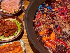 -周幺妹重庆老火锅(银泰城总店)