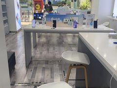 -荣耀授权专卖店(黄浦浙江中路店)