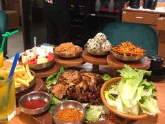-肥肥虾庄·金牌油焖大虾(杨园滨江时代walk店)