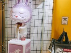 -泡泡玛特POPMART(上海环球港店)