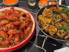 -川流不息·地道川菜·小龙虾(松东路店)