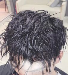 -H·Y HAIR SALON烫发·染发·造型