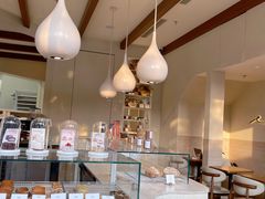-VERIE BAKEHOUSE