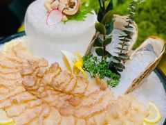 -半岛翡丽海鲜自助餐厅(观风亭店)