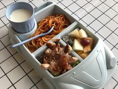 -汽车博物馆主题餐厅