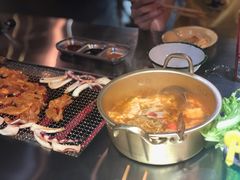 -马路牙子地桌烤肉(工体店)
