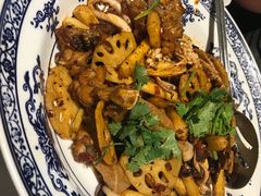 麻辣香锅-鼎盛蜀坊·重庆江湖菜(市桥地铁站店)