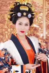 -盘子女人坊古装写真摄影