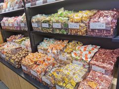 零售区-良品铺子(五角场万达店)