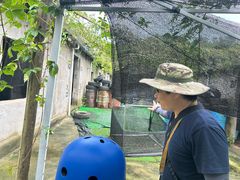 -东湖小天池真人CS彩弹野战基地