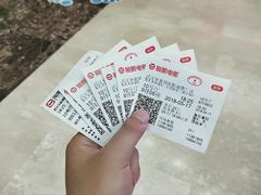 -武汉华夏国际影城(鲁广店)