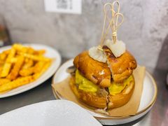 -LESCEDARS Brasserie Bistro香柏树