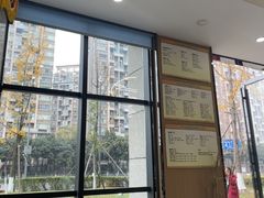 -半岛宠物医院24小时·内窥镜·牙科·碎石中心(府城大道店)