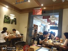 大堂-管氏翅吧(国展店)