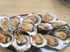 -蚝哥花姐湛江烤生蚝(美丽湾市场店)