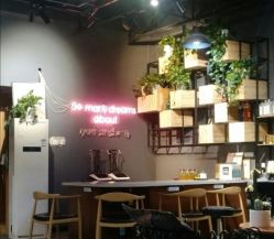 -MOVAN  HAIR莫凡匠人发型屋
