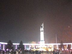 -人民防洪胜利纪念塔