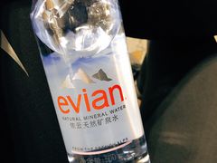 -星巴克(浦东机场T2到达店)