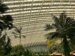 -龙脉温泉室内游泳馆