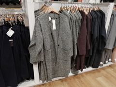 -优衣库(郑州丹尼斯大卫城店)