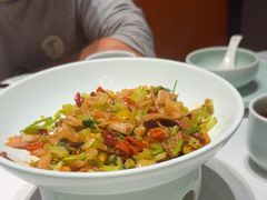 -江城小馆陕南妈妈菜·全球旅行餐厅(钟楼店)