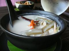 Coconut&nbsp;seafood&nbsp;soup-Ruen Urai
