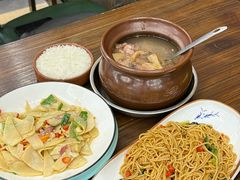 -民间瓦缸煨汤館(嵩山路店)