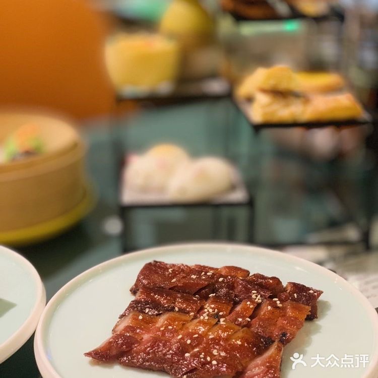 乳鸽:一定要趁热吃,咬下去真是丝滑鲜美