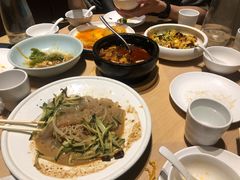-关东小磨东北菜(上海长风大悦城店)