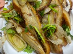 -赵家牛肉砂锅(台西三路店)