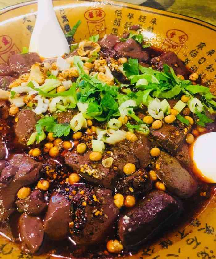 大邑肥肠血旺-"血旺分为麻辣和不辣两种,都不错,很入味!