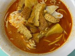 -亚王咖喱鸡米粉面