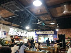 大堂-陇上全荟兰州传统牛肉面(延吉路店)