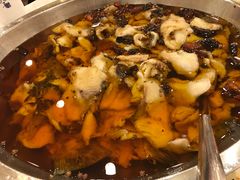 -鑫巴蜀小镇 · 水煮鱼专研店(玉桥店)