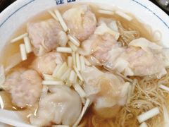 鲜虾云吞面-佳面馆·竹升云吞面·爽鱼皮·牛腩面(易发店)