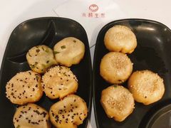 黑松露鸡肉生煎-小杨生煎(黄河路店)