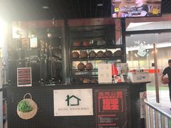 -洛克公园·篮球·足球·羽毛球(莘庄店)