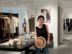 -洪小鹏生活美学馆(领SHOW天地店)