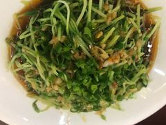 -渝君重庆火锅(嘉宾路店)