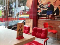用餐区-尊宝比萨(华景新城店)