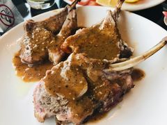 -荣誉国际酒店-云顶旋转餐厅