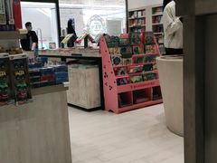 -钟书阁(群光广场店)